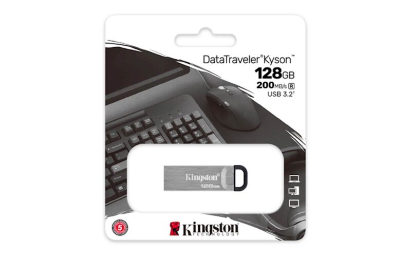 USB disk Kingston 128GB DT Kyson, 3.2 Gen1, 200/60MB/s, kovinski, brez pokrovčka