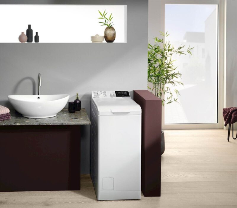 Pralni stroj Electrolux EW6TN4261, 6 kg, zgoraj polnjenje
