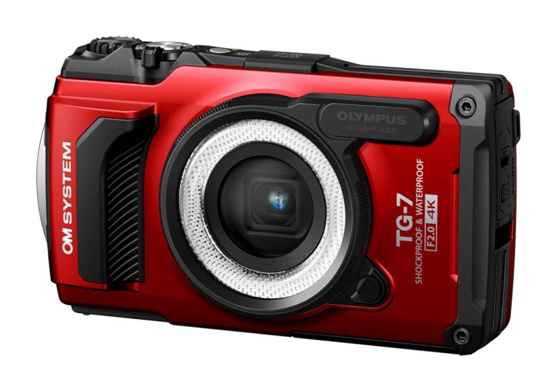 OLYMPUS TG-7 rdeče barve
