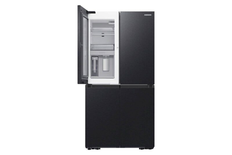 Hladilnik Samsung RF65DG960EB1EO, french door, črn (priklop na vodovod) Hladilnik Samsung RF65DG960EB1EO, french door, črn (priklop na vodovod)