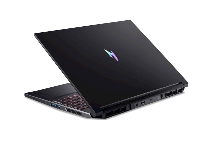 ACER Nitro V 16 ANV16-42-R9Q9 Ryzen 7 260/16GB/SSD 1TB/16'' WUXGA IPS 180Hz/RTX 5070/NoOS/AI ACER Nitro V 16 ANV16-42-R9Q9 Ryzen 7 260/16GB/SSD 1TB/16'' WUXGA IPS 180Hz/RTX 5070/NoOS/AI