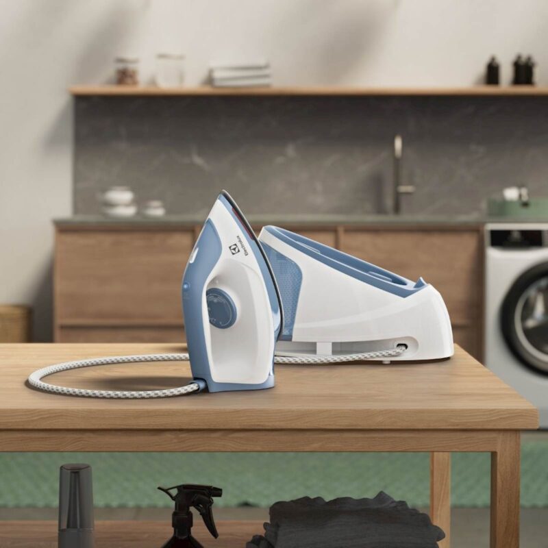 Parna likalna postaja Electrolux E5ST1-2DB, 2400W