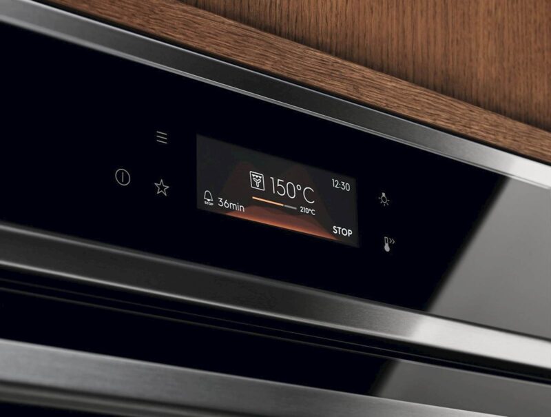 Vgradna pečica Electrolux LOE8P39X, piroliza
