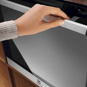Vgradna pečica Electrolux LOE8P39X, piroliza