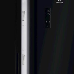 Ameriški hladilnik Electrolux EAT6ME53E0, črno steklo Ameriški hladilnik Electrolux EAT6ME53E0, črno steklo