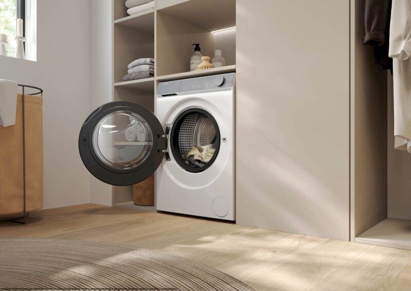 Pralni stroj HAIER HW80-B14367TU1-S, 8 kg, A-25%