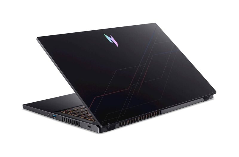 ACER Nitro V 15 ANV15-52-91EF i9-13900H/16GB/SSD1TB/15,6''FHD IPS 165Hz/RTX 5060/NoOS